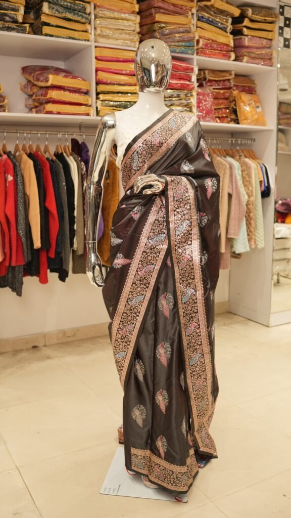Arab Ki Rani Designer Leaf Pattern Saree – RKanika