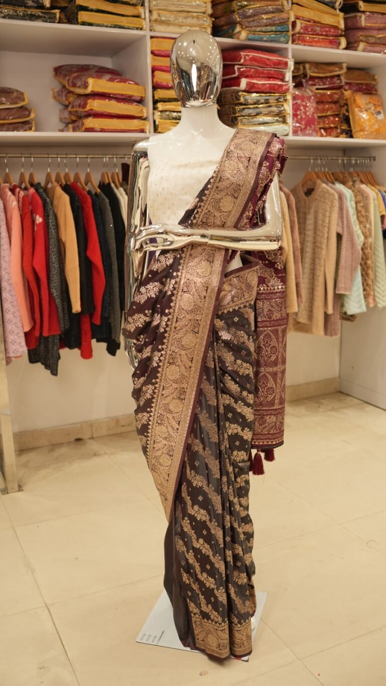 Kolkata Hand Work Lucky Magic Catalog Saree – RKanika